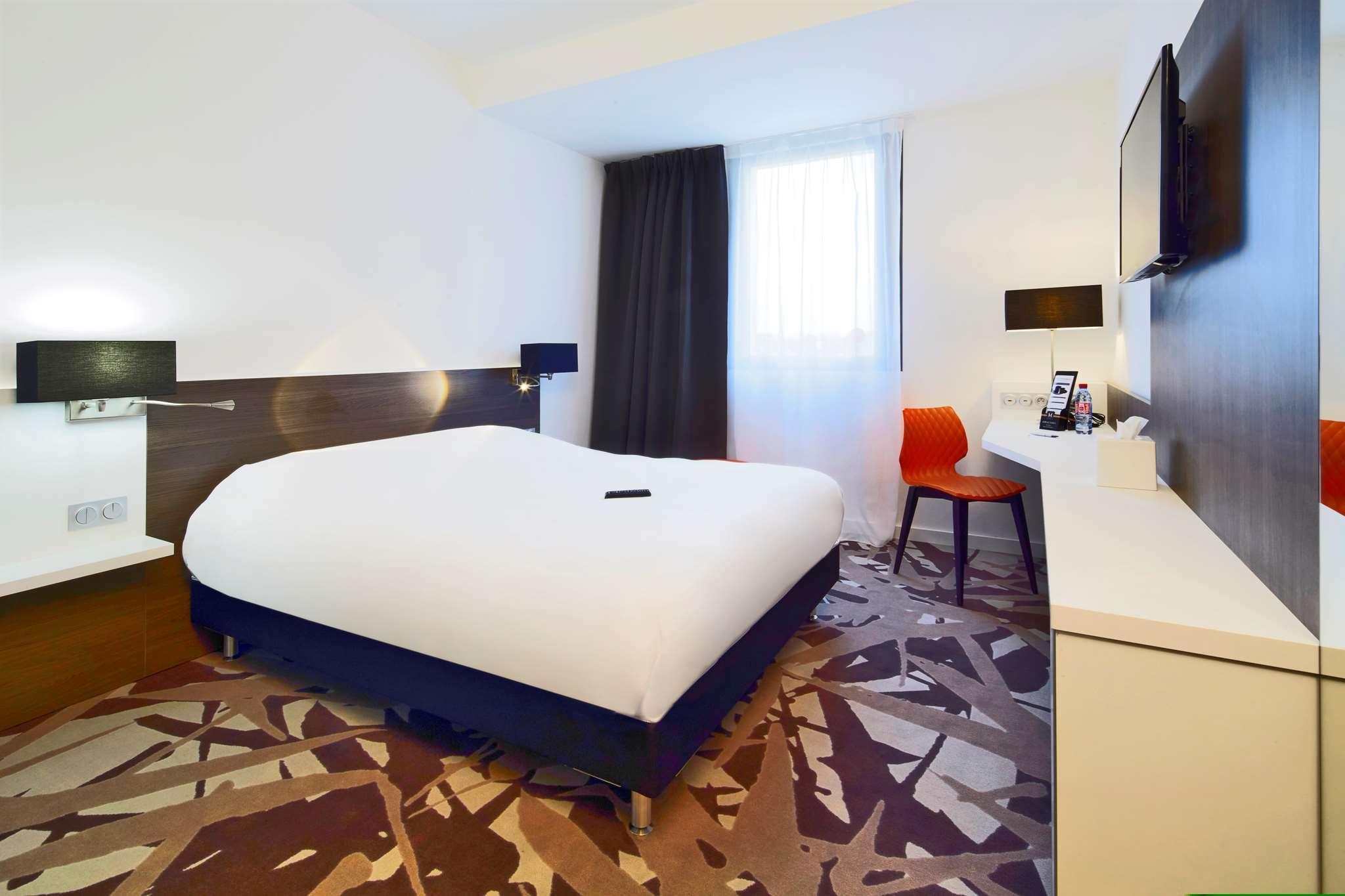 Kyriad Troyes Centre Екстер'єр фото