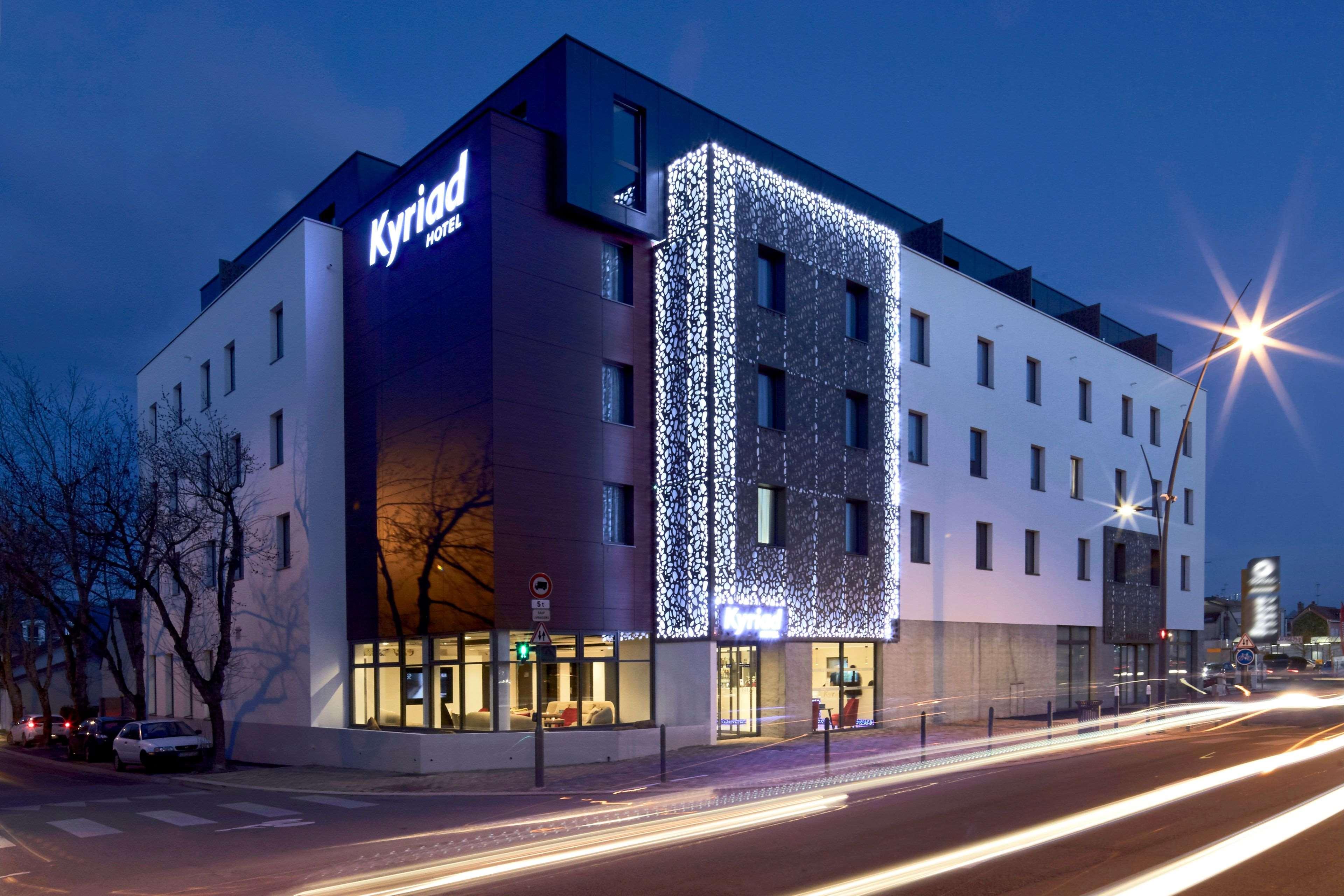 Kyriad Troyes Centre Екстер'єр фото