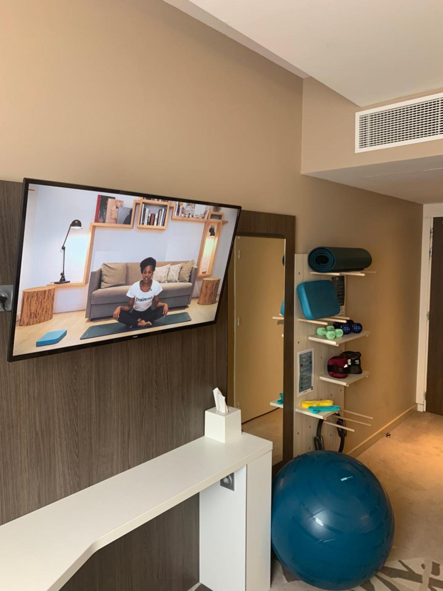 Kyriad Troyes Centre Екстер'єр фото